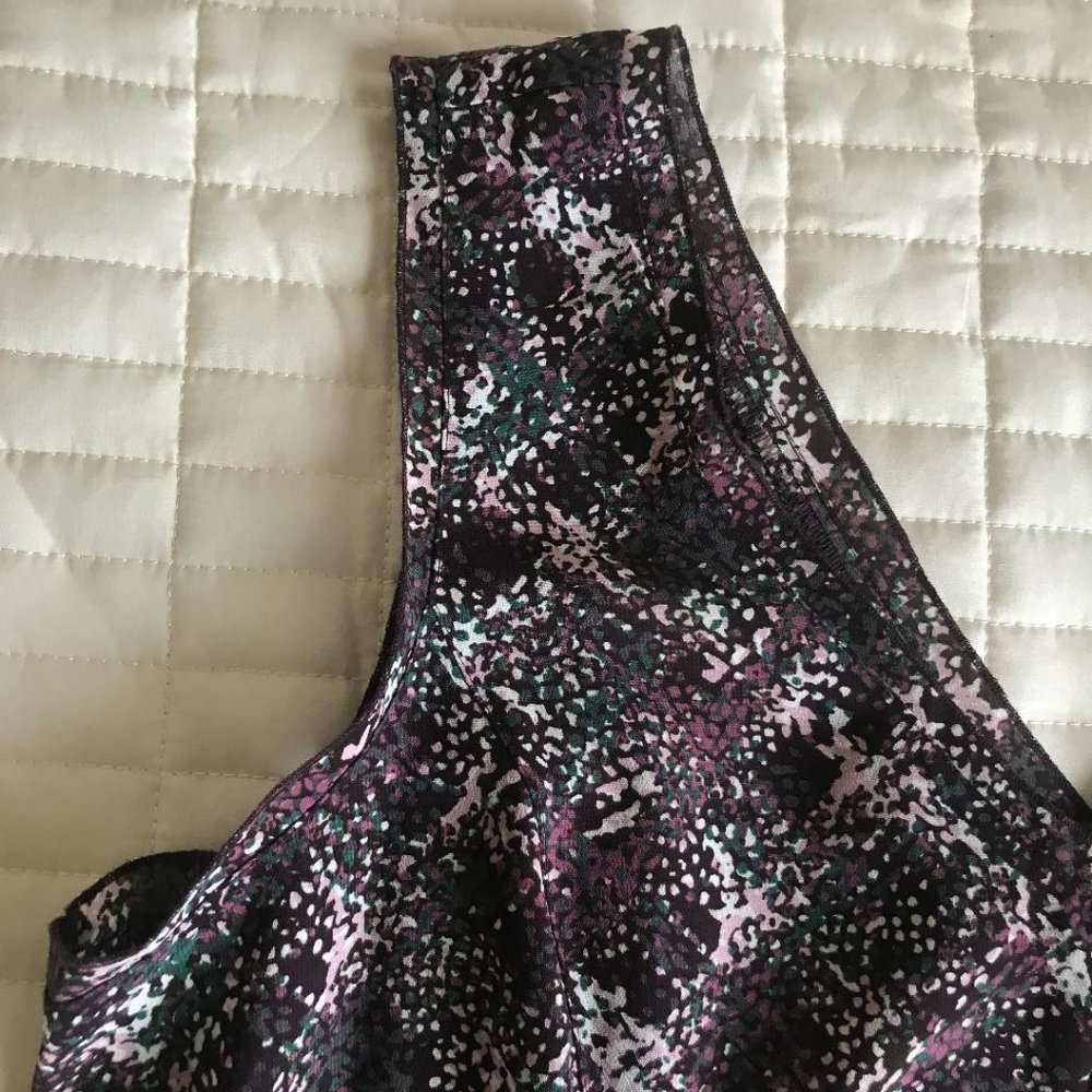 Axcess by Liz Claiborne V-Neck Sleeveless Blouse - Picture 3 of 13